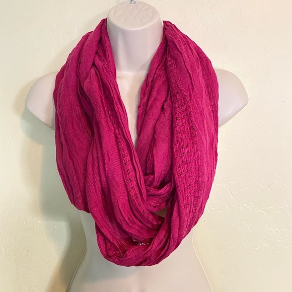 Infinity Circle Fashion Scarf Magenta Pink - Picture 1 of 5